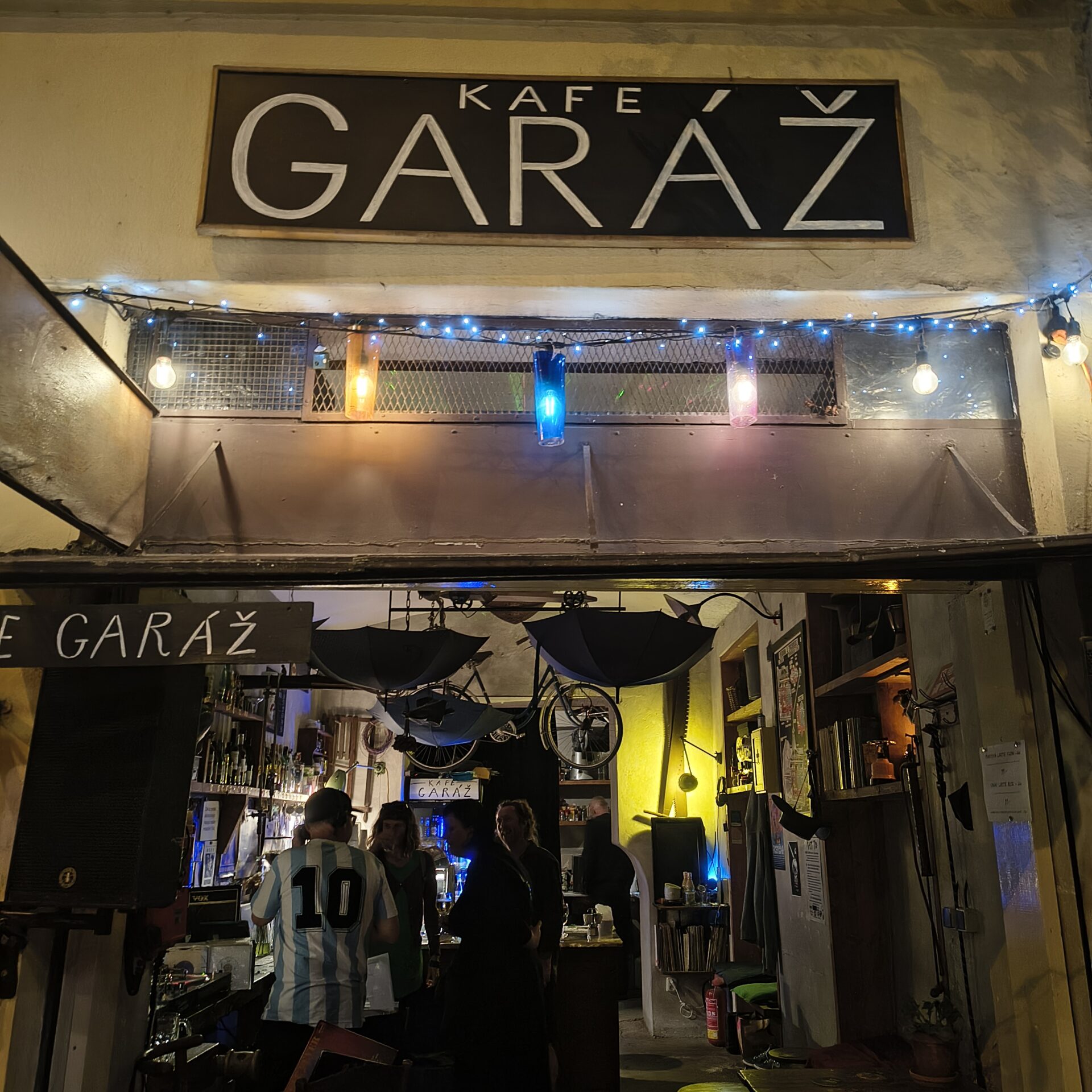 Baltazar inda Garáž